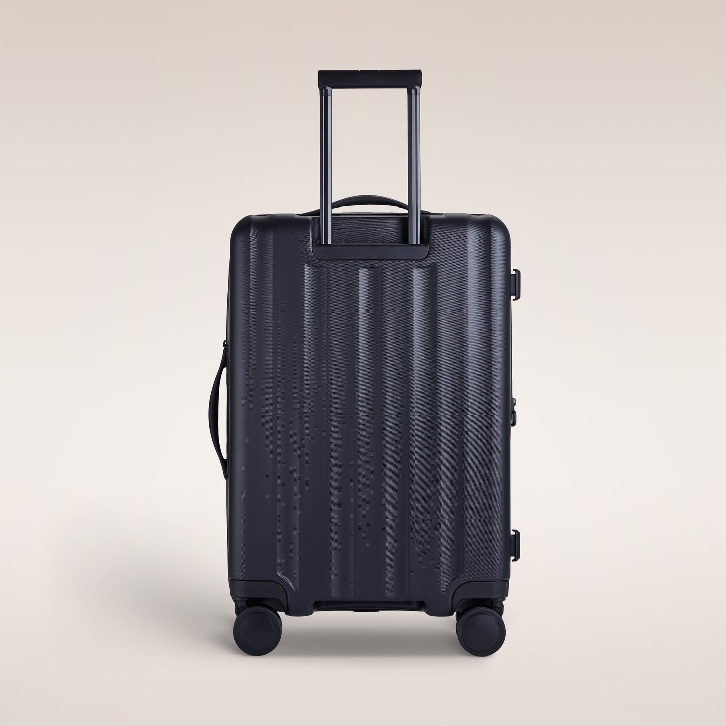 Verage Greenwich 25" Medium Hardside Expandable Spinner Luggage