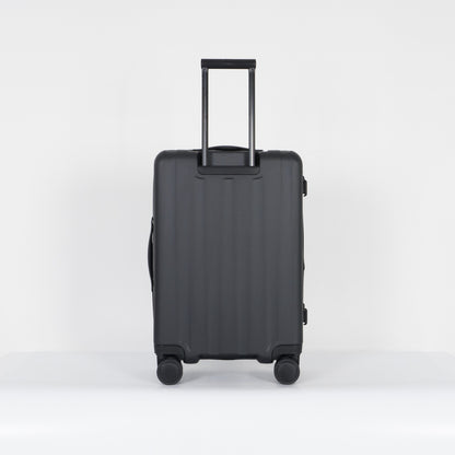 Verage Greenwich II 25" Medium Hardside Expandable Spinner Luggage