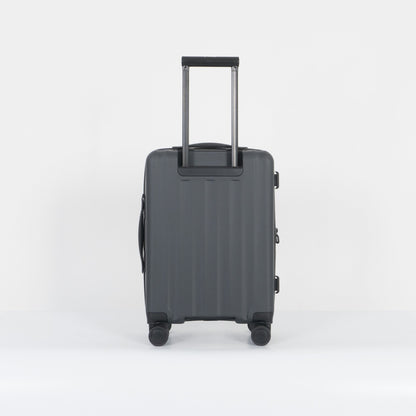 Verage Greenwich II 20" Carry-on Hardside Expandable Spinner Luggage