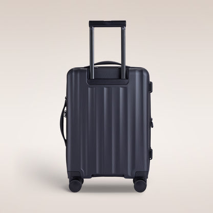 Verage Greenwich 20" Carry-on Hardside Expandable Spinner Luggage